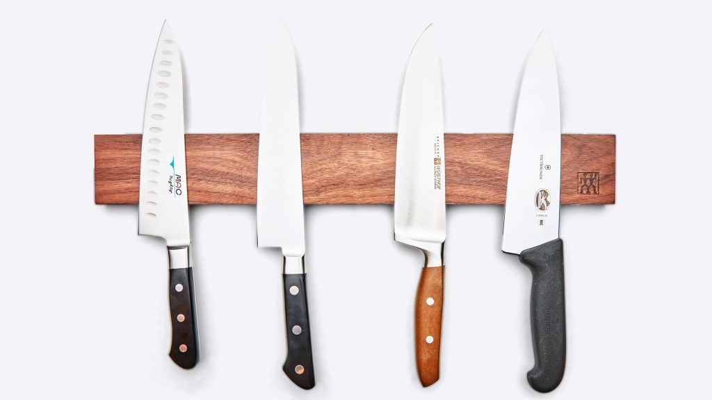 What knives are required by chefs?