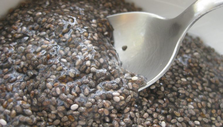 How long should chia seeds be soaked before using in a smoothie?