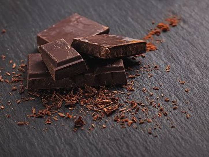 Substitutes for Bittersweet Chocolate: 6 Best Alternatives + FAQs!