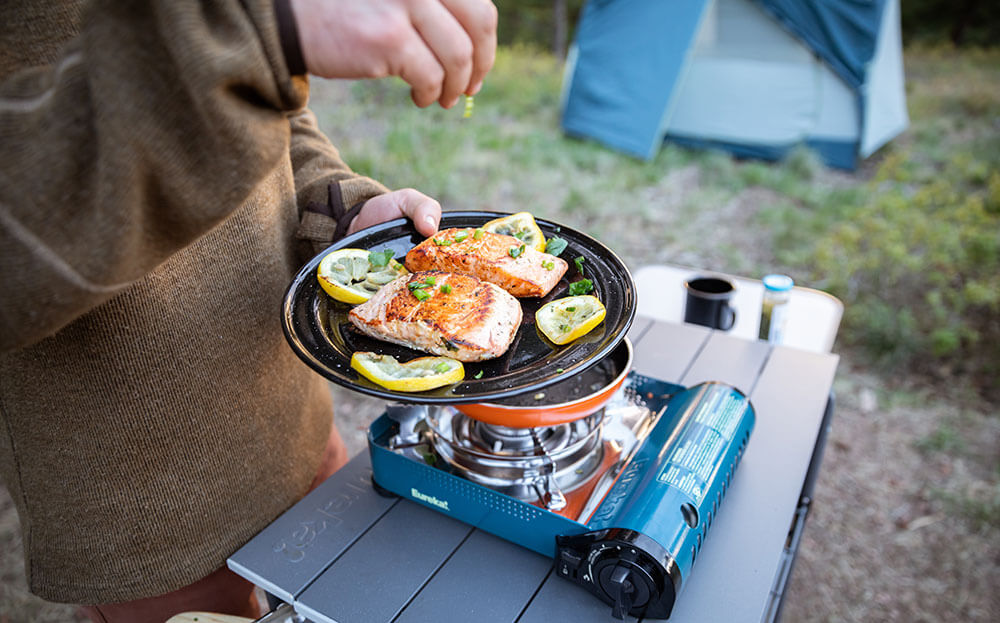 7 Tasty Dishes To Cook On A Camping Stove!