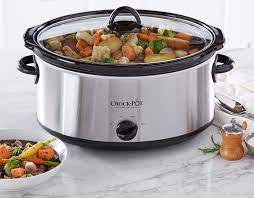 Avoid putting frozen foods in the slow cooker.