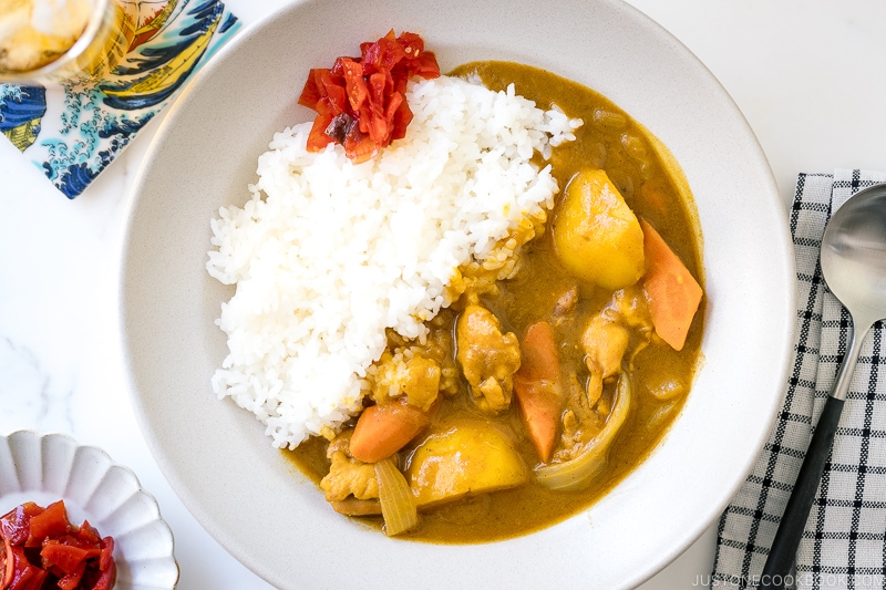 Are there peanuts in Japanese curry?