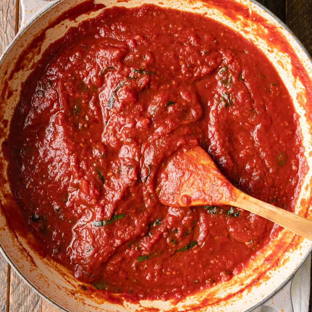 What Is Spaghetti Sauce and How Do I Make It?