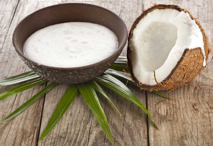 Can coconut milk be substituted in curry?