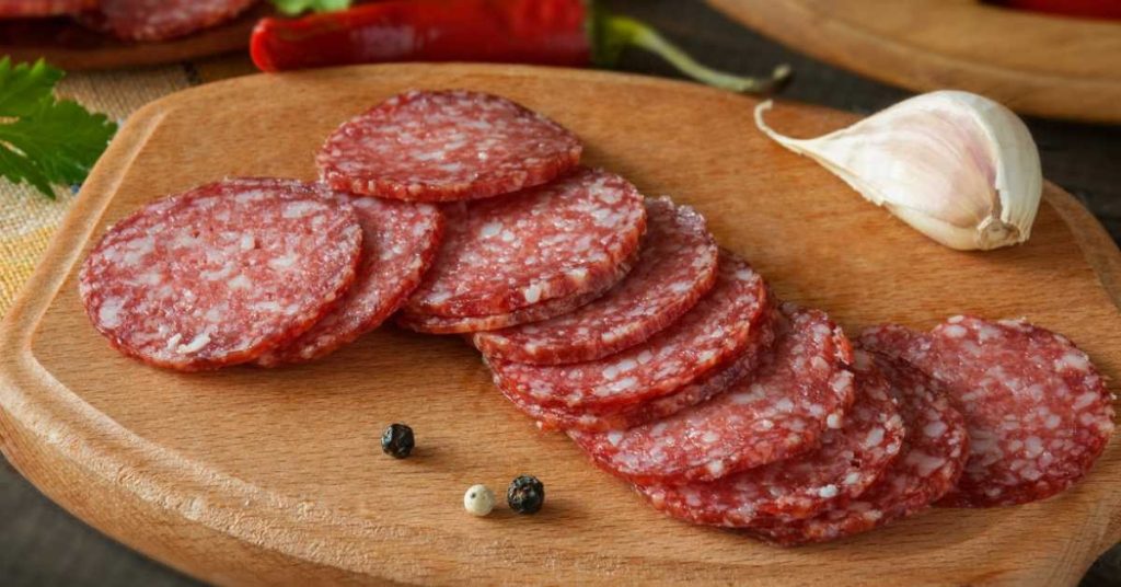 The Calories in salami and pepperoni