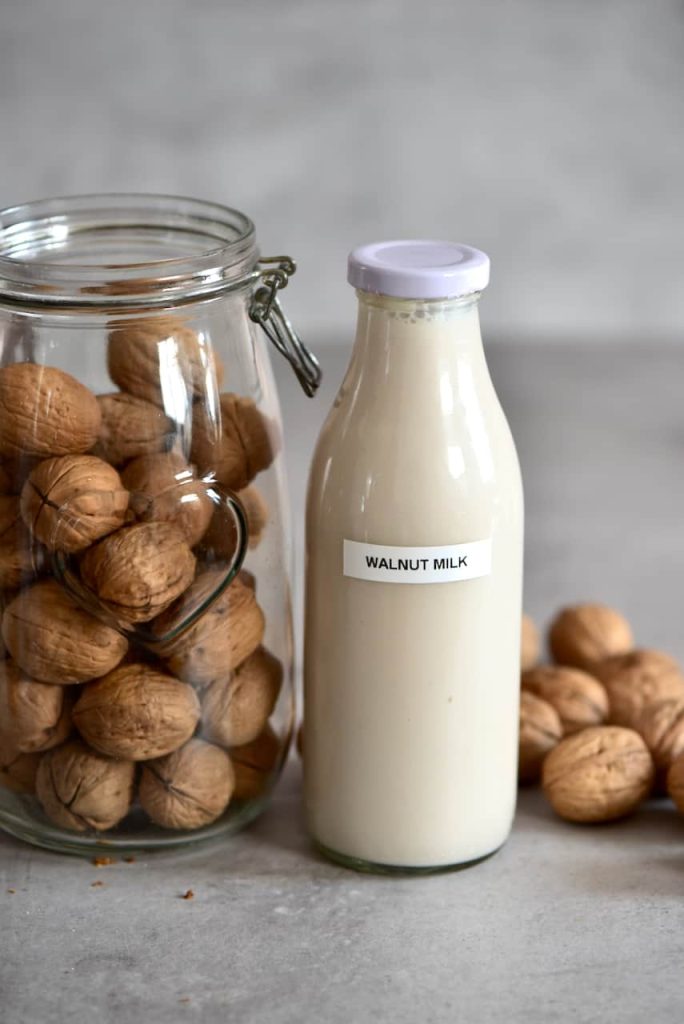 Milk made with walnuts