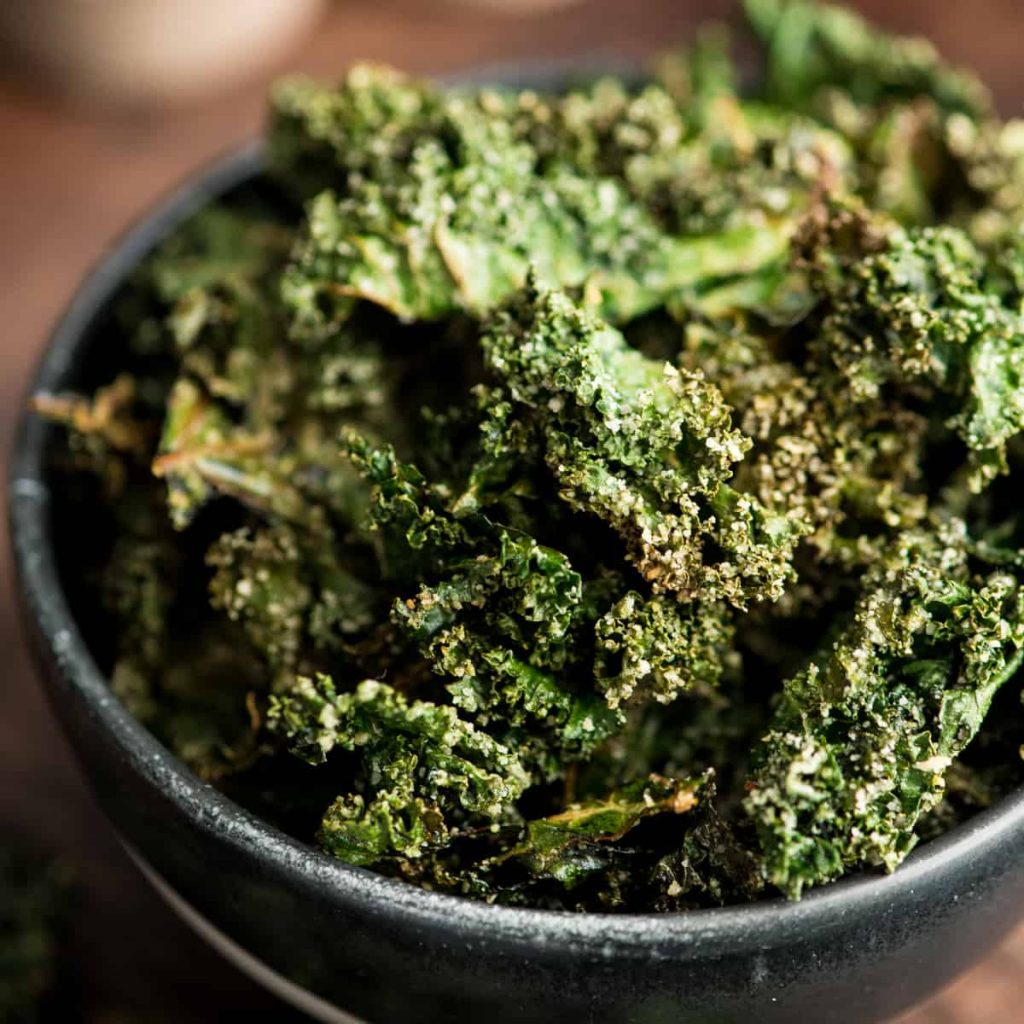 Chips made with kale