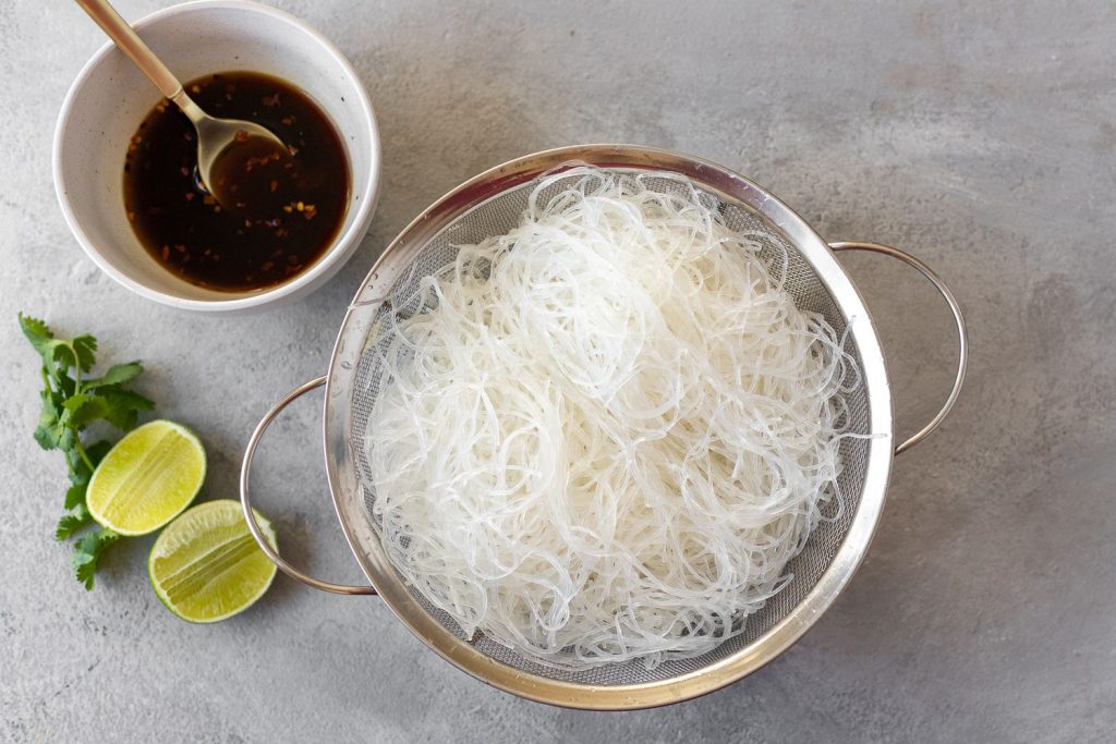 Noodles made with glass