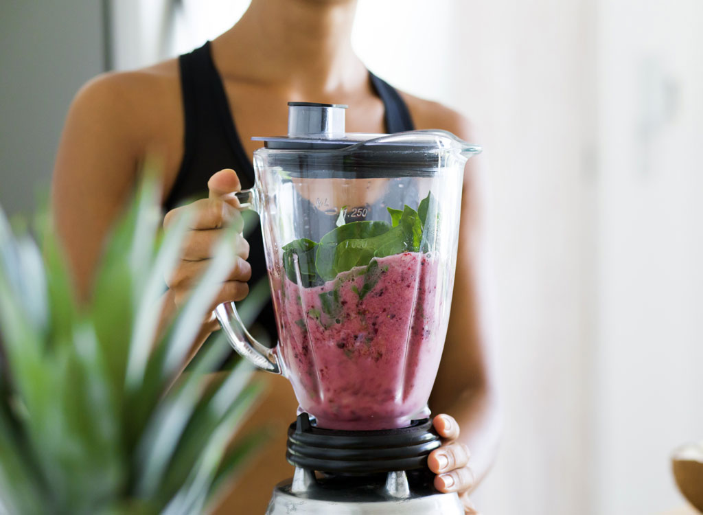 Using a food processor to make smoothies