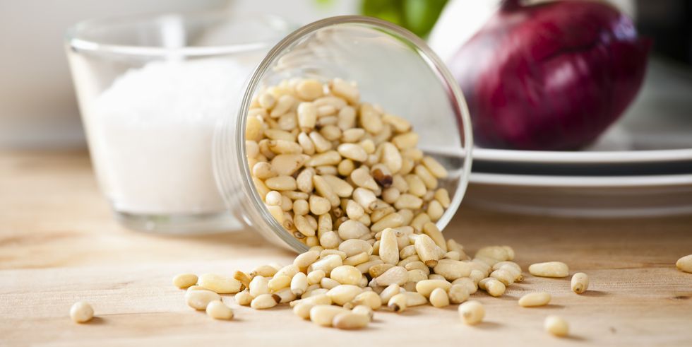 15 Pine Nut Substitutes That Work