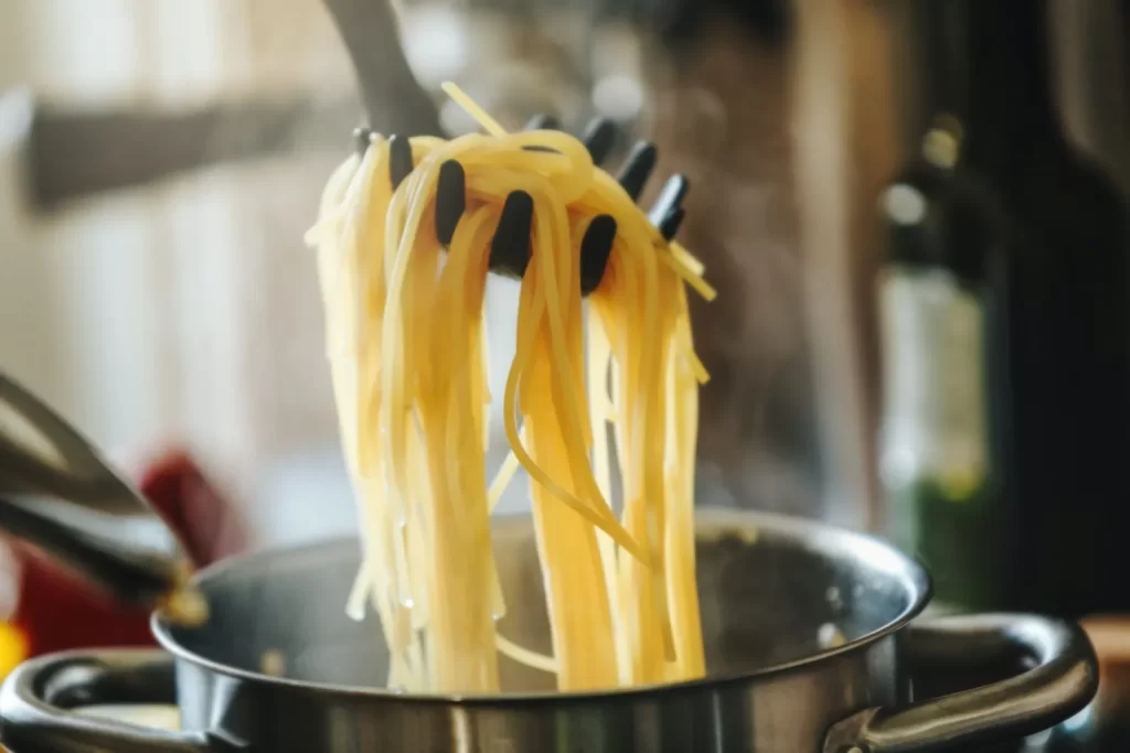 Fundamental Instruction on How to Cook Pasta In a Rice Cooker