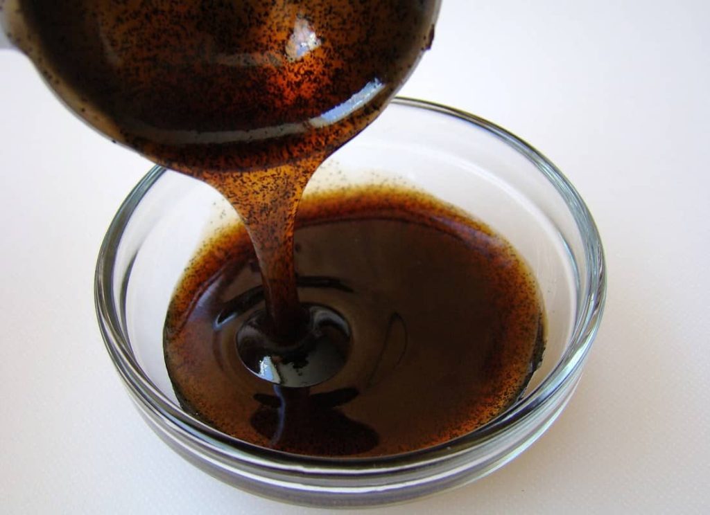 Is vanilla extract a viable substitute for vanilla bean paste