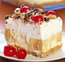 No-Bake Banana Split Pudding Pie