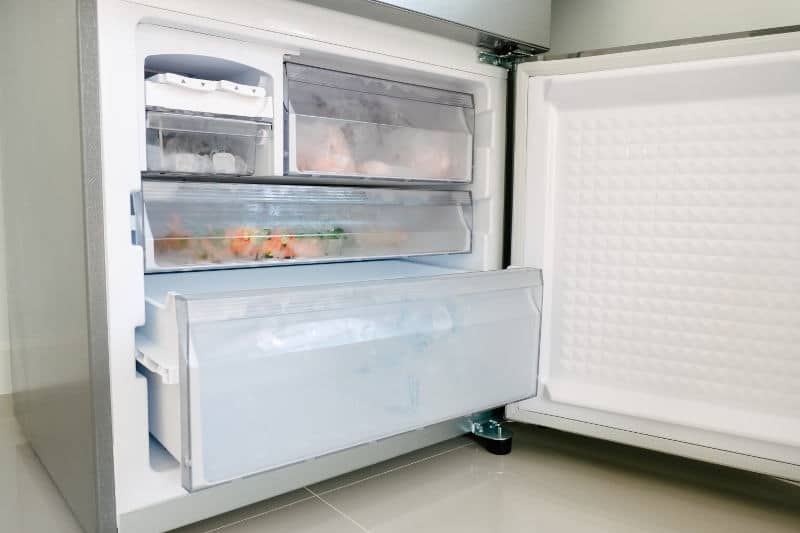 What Happens If You Leave Your Refrigerator Door Open?