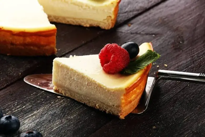 Can cheesecake be left out overnight?