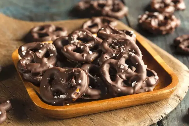 Can chocolate covered pretzels be frozen?