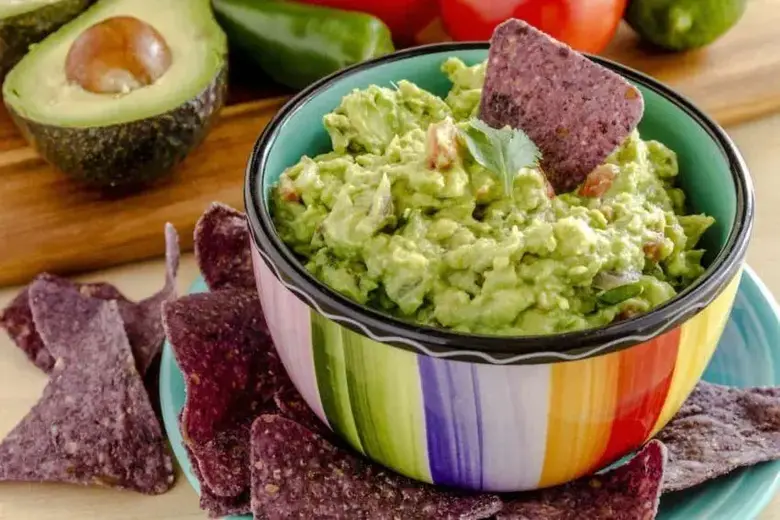 Can guacamole be heated in the microwave? - It is safe?