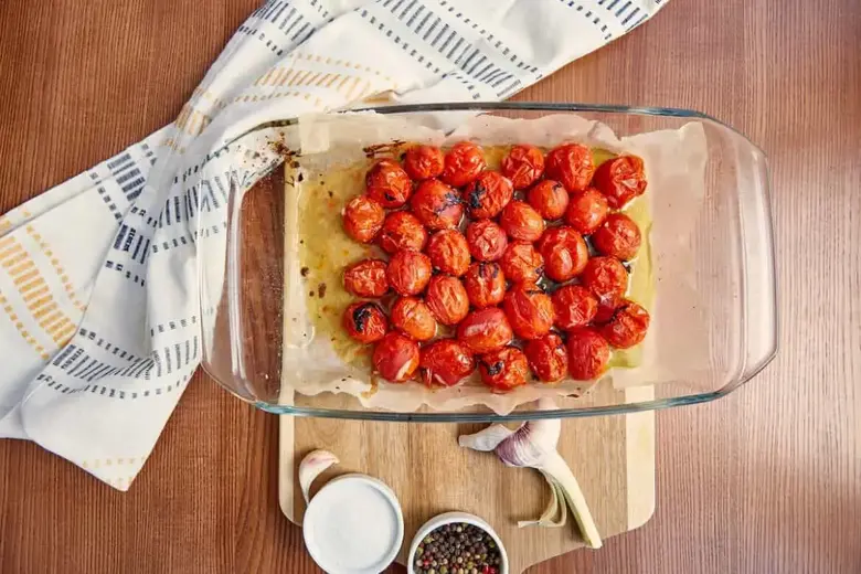 Can you put glass in an air fryer?