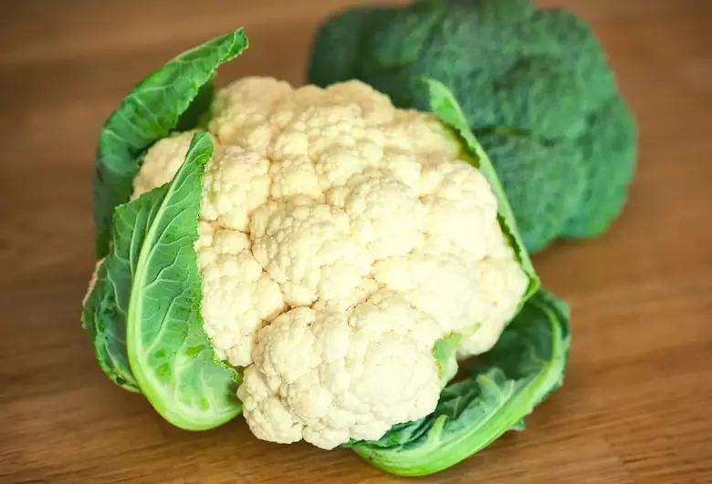 Is cauliflower white broccoli?