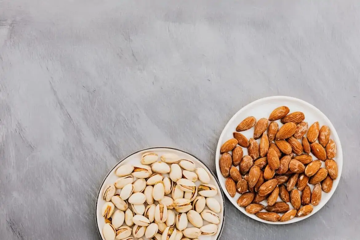 pistachios vs. Almonds - What's the difference?