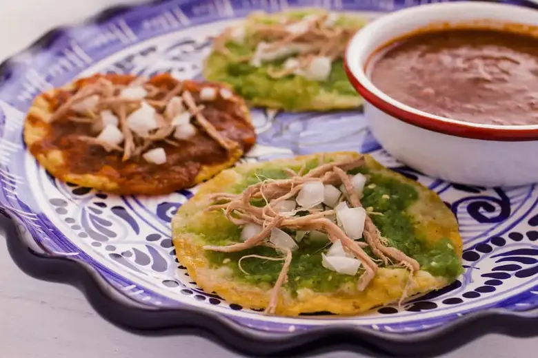 Tostada vs Chalupa - What is the difference?