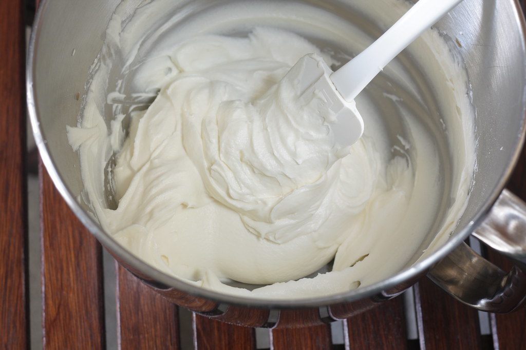 Can cream cheese frosting be frozen? - The best way