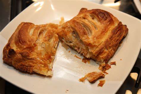 How to reheat puff pastry? (whatever it takes)