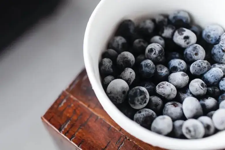 How to Freeze Blueberries (Unsweetened)