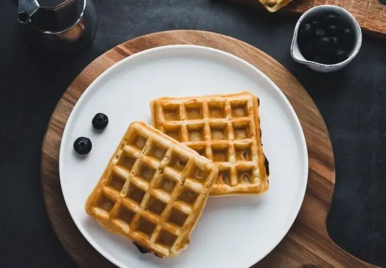 How to reheat waffles - The best way
